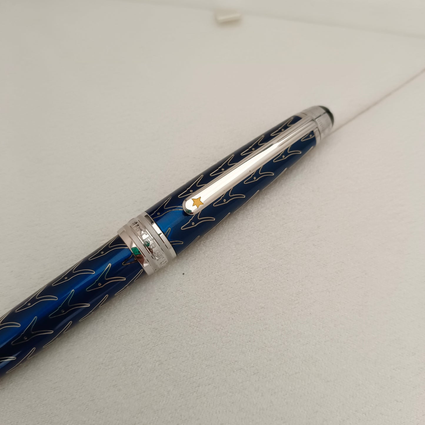 Montblanc Solitaire Le Petit and Fox Midsize Ballpoint Pen