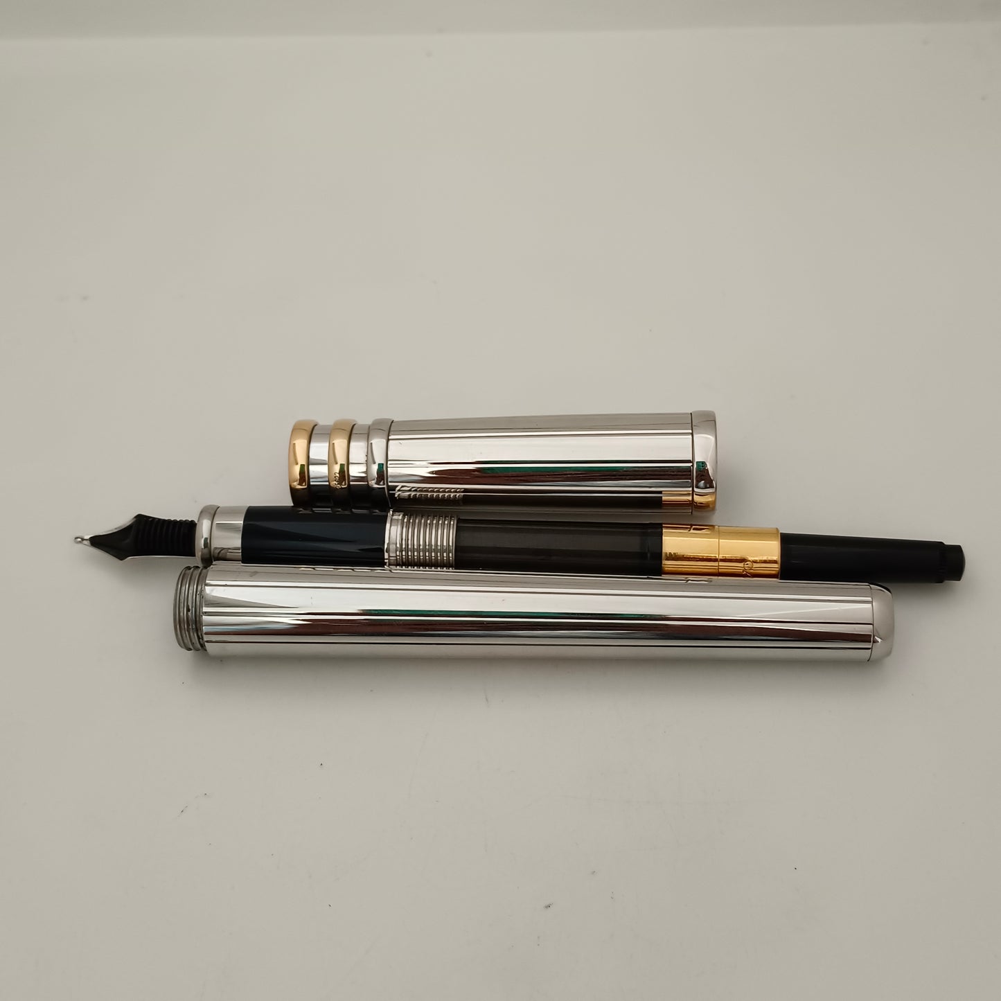 Cartier Trinity De Platinum Plated Fountain Pen