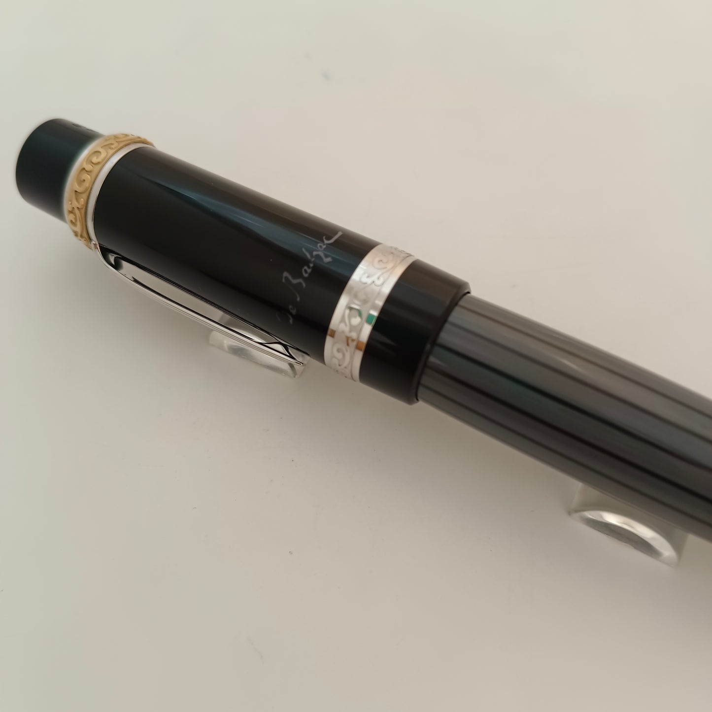 Montblanc Honore De Balzac Black Resin Foutain Pen