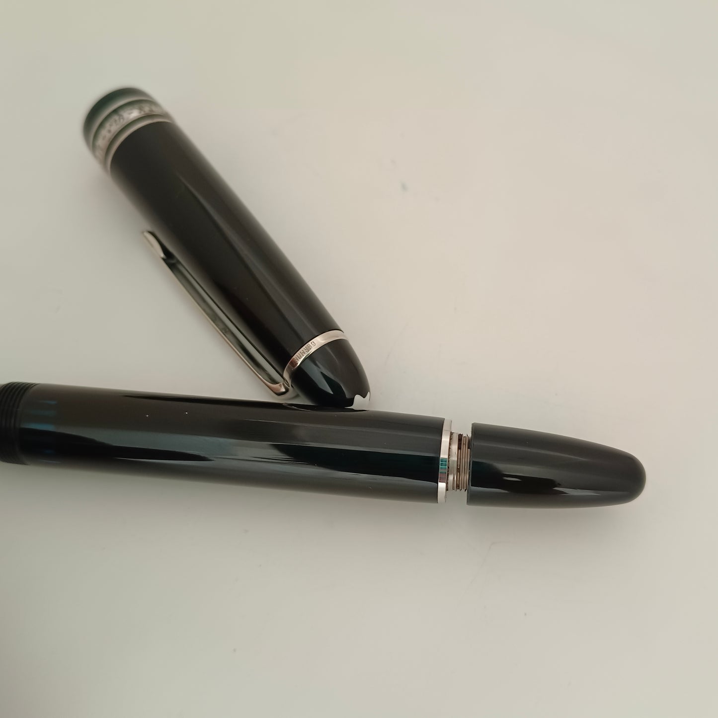 Montblanc Meisterstuck 146 LeGrand Platinum Trim Fountain Pen