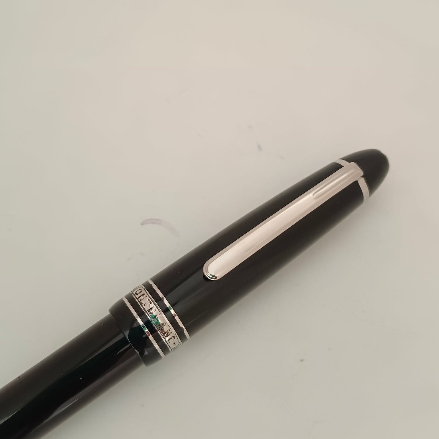 Montblanc Meisterstuck 146 LeGrand Platinum Trim Fountain Pen