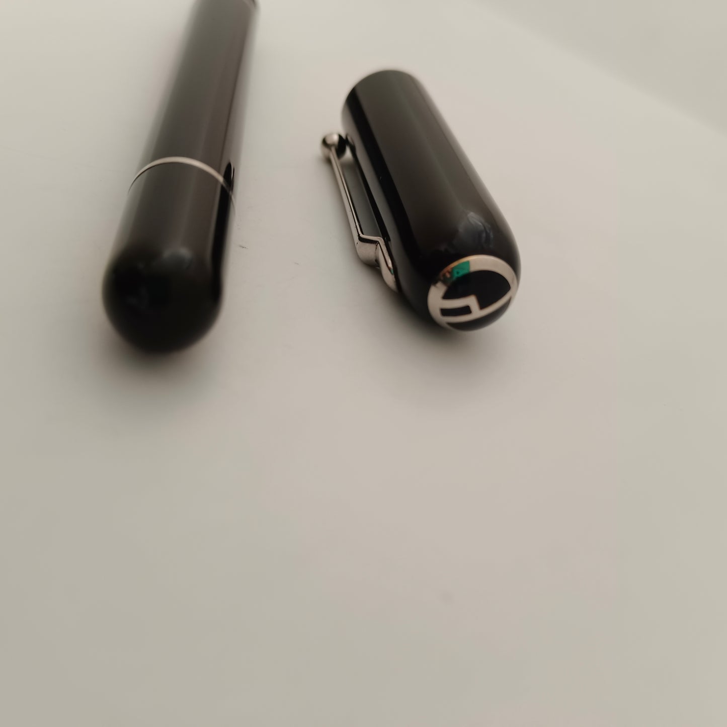 Dunhill Sidecar Black Fountain Pen With Chrome Trim