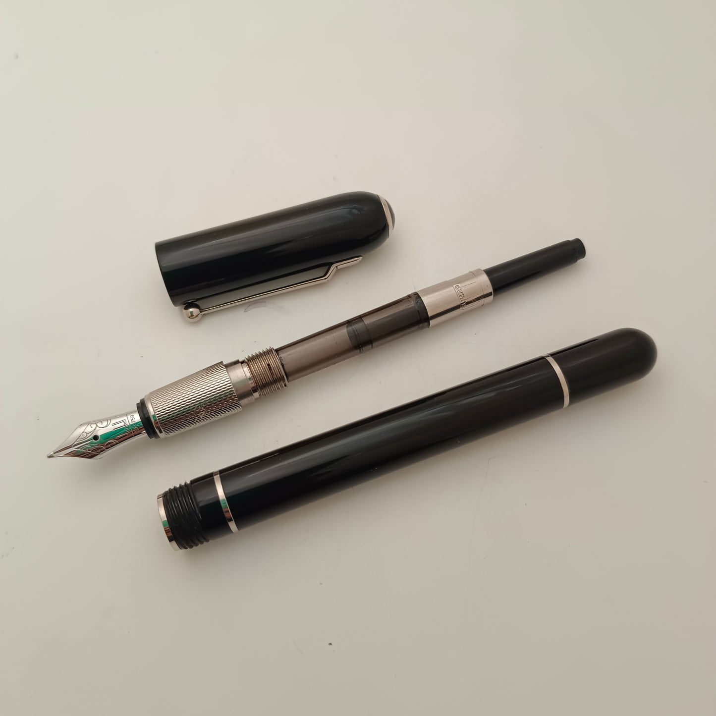 Dunhill Sidecar Black Fountain Pen With Chrome Trim