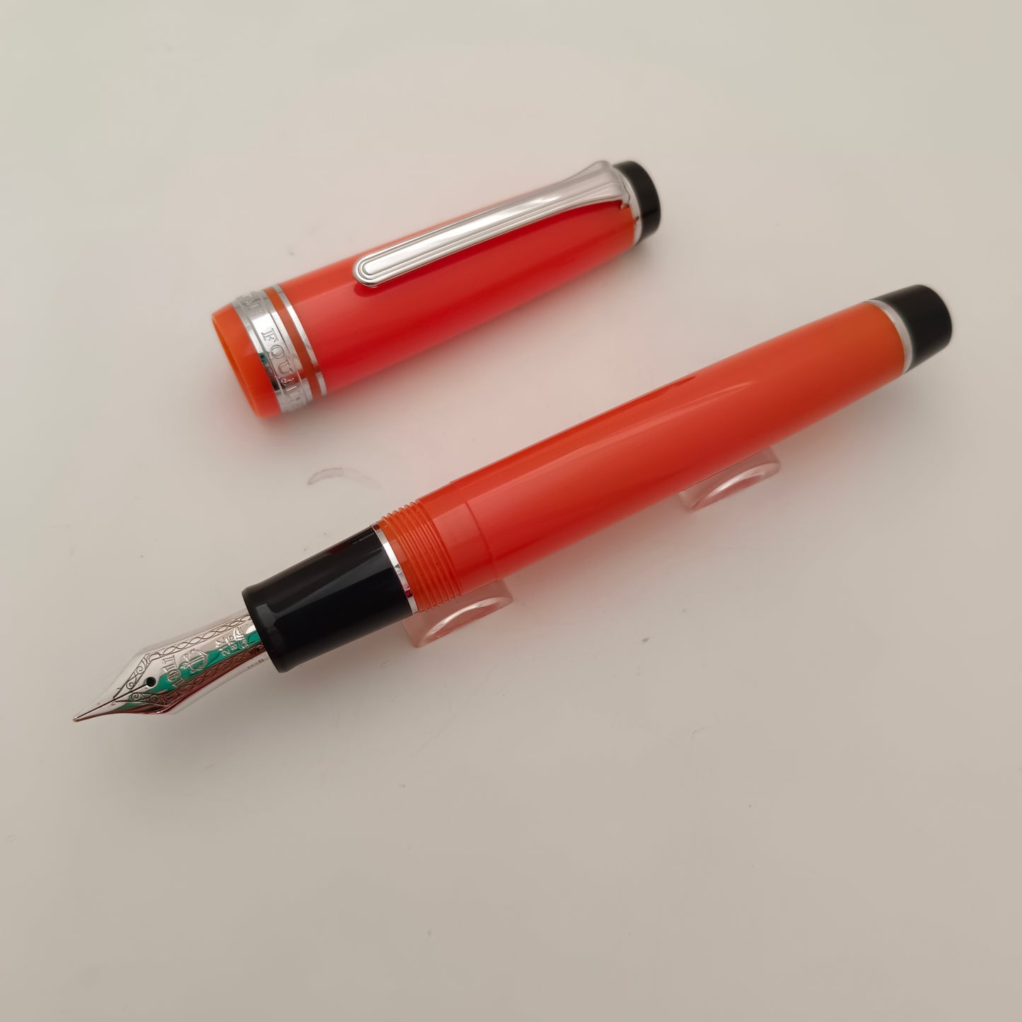 Sailor Professional Gear Orange 21k Gold Nib Fountain Pen