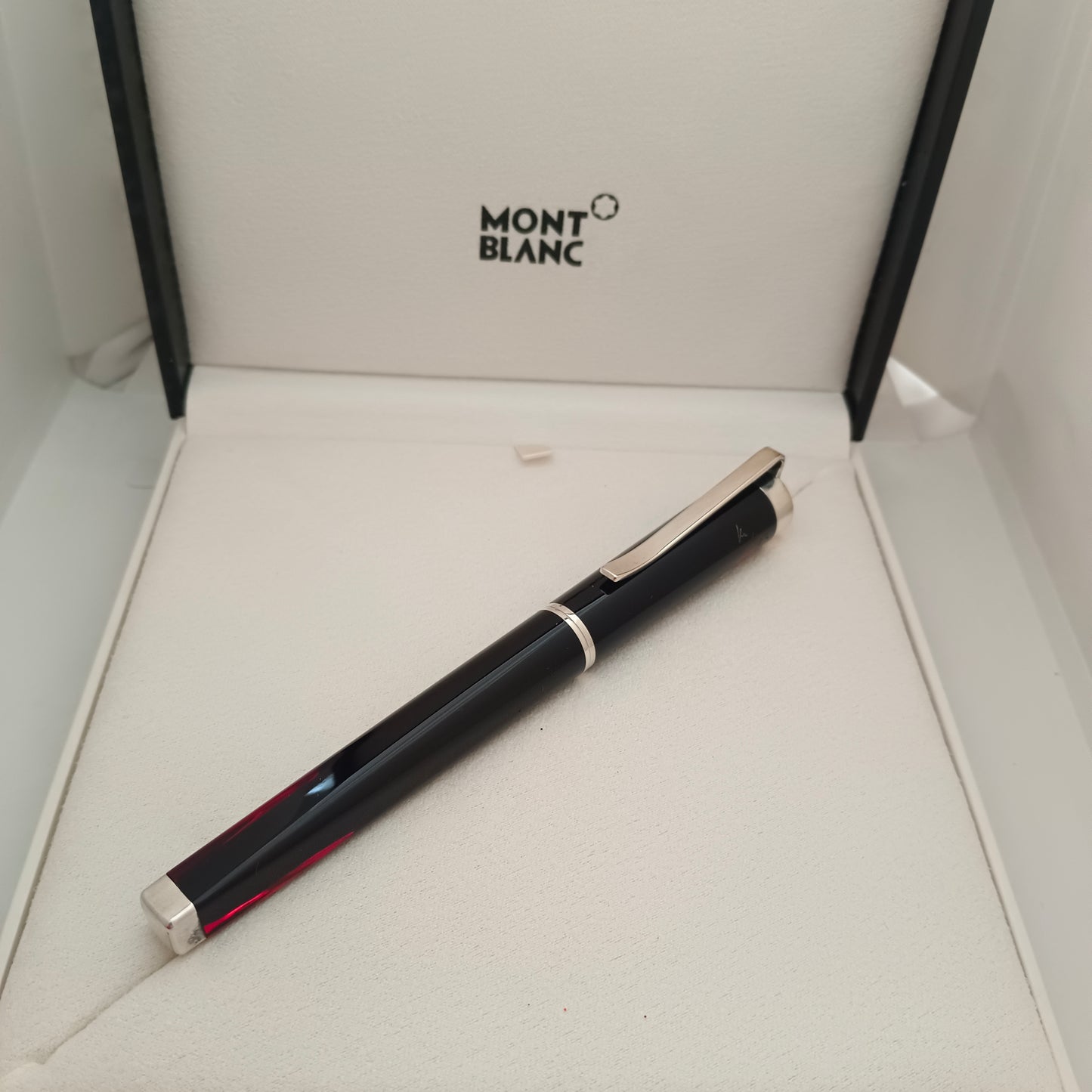 Montblanc writer's edition Franz Kafka LE fountain pen