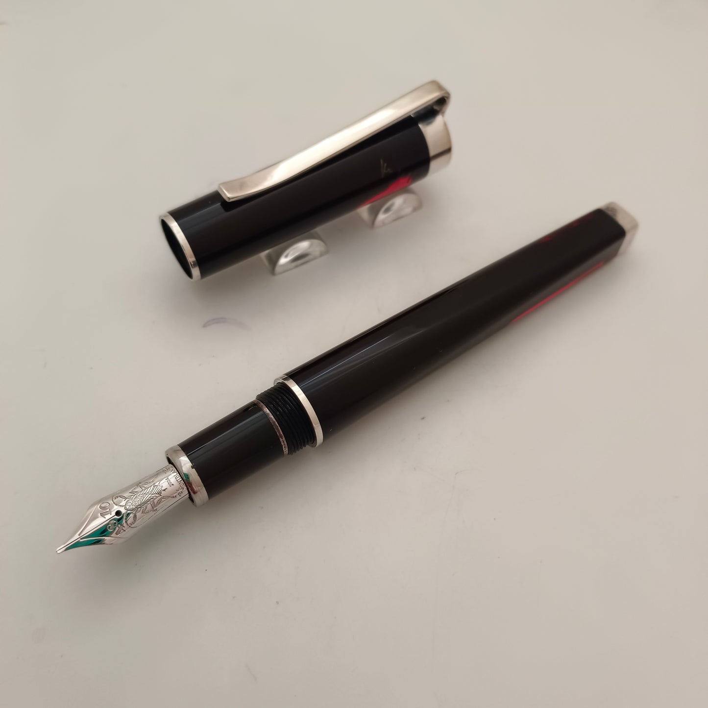 Montblanc writer's edition Franz Kafka LE fountain pen