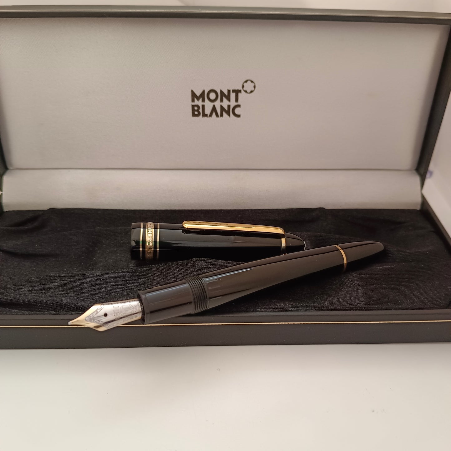 Montblanc Meisterstück Legrand 146 14kt two toned Fountain Pen