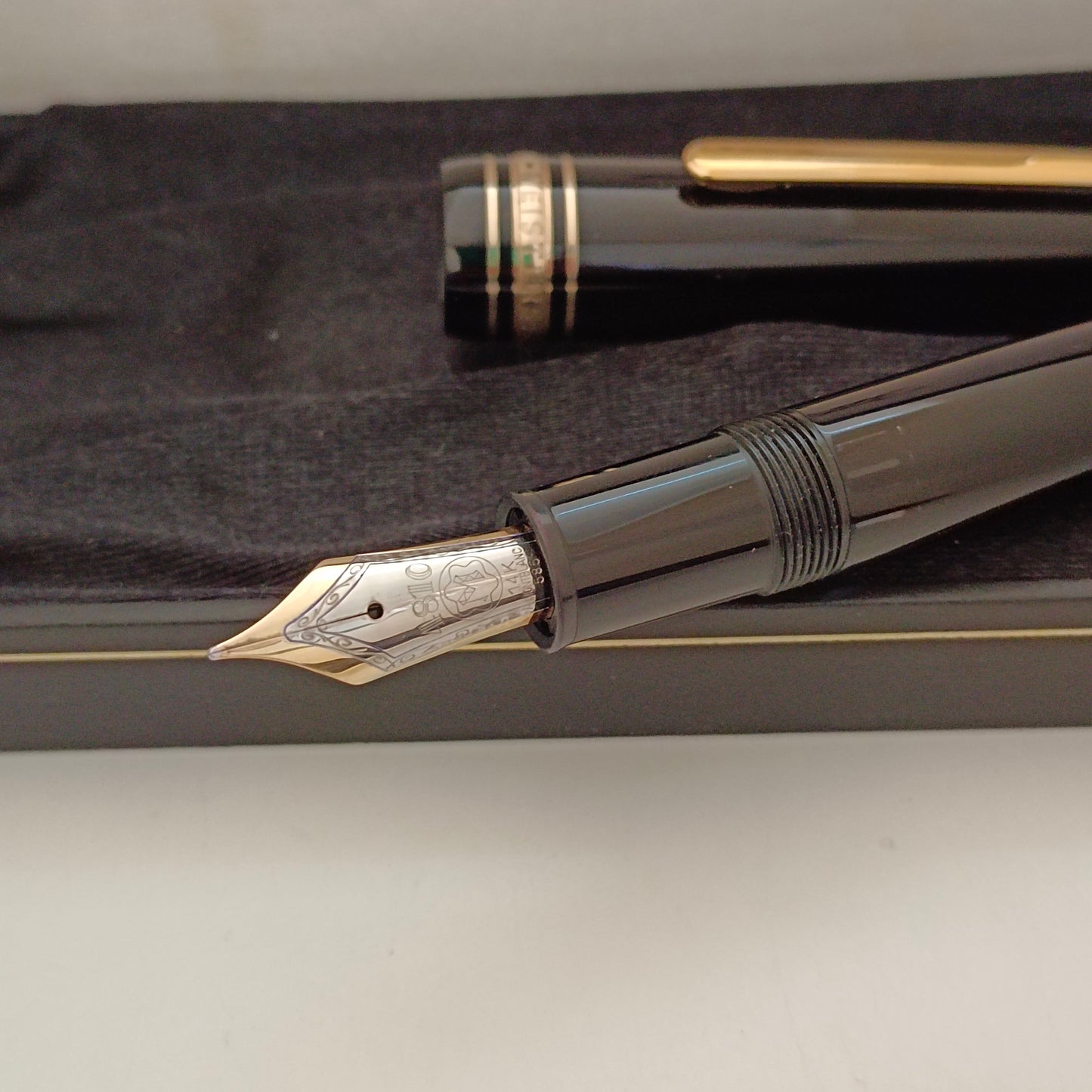 Montblanc Meisterstück Legrand 146 14kt two toned Fountain Pen