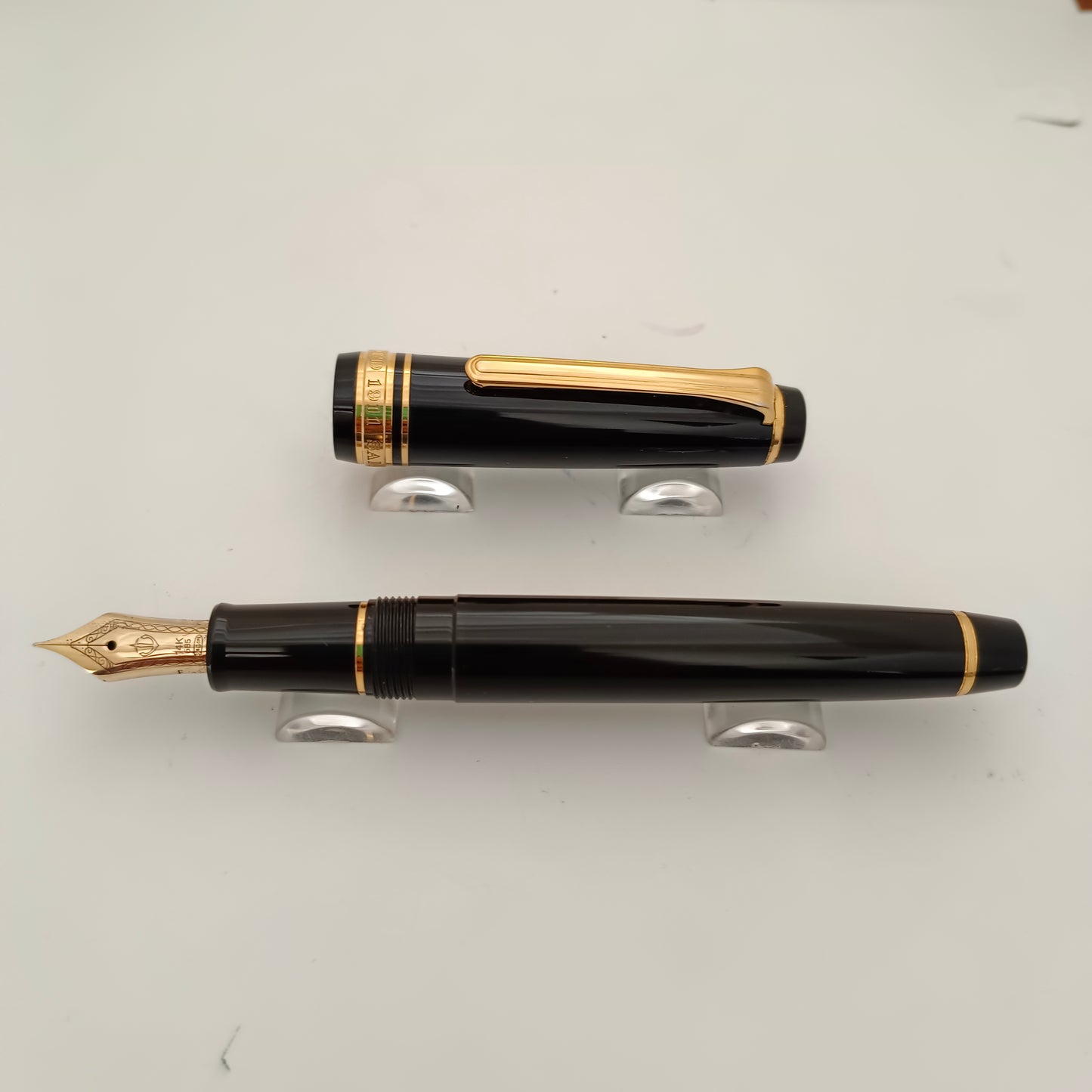 Sailor Professional Gear Slim Fountain Pen - Black GT