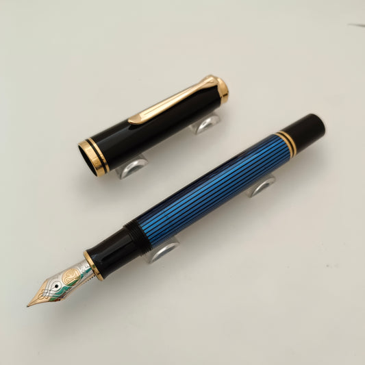 Pelikan SOUVERAN M800 Black/Green Fountain Pen