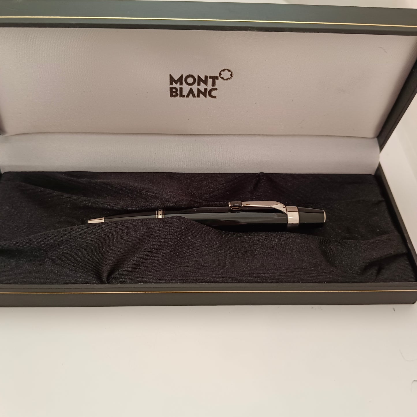 MontBlanc Boheme Ballpoint Pen, Black with Blackstone