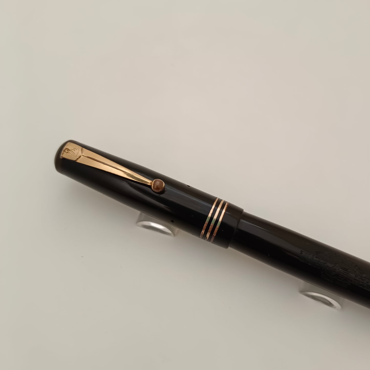 Vintage Swan Mabie Todd leverless 1060 Black Fountain Pen