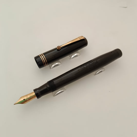 Vintage Swan Mabie Todd leverless 1060 Black Fountain Pen