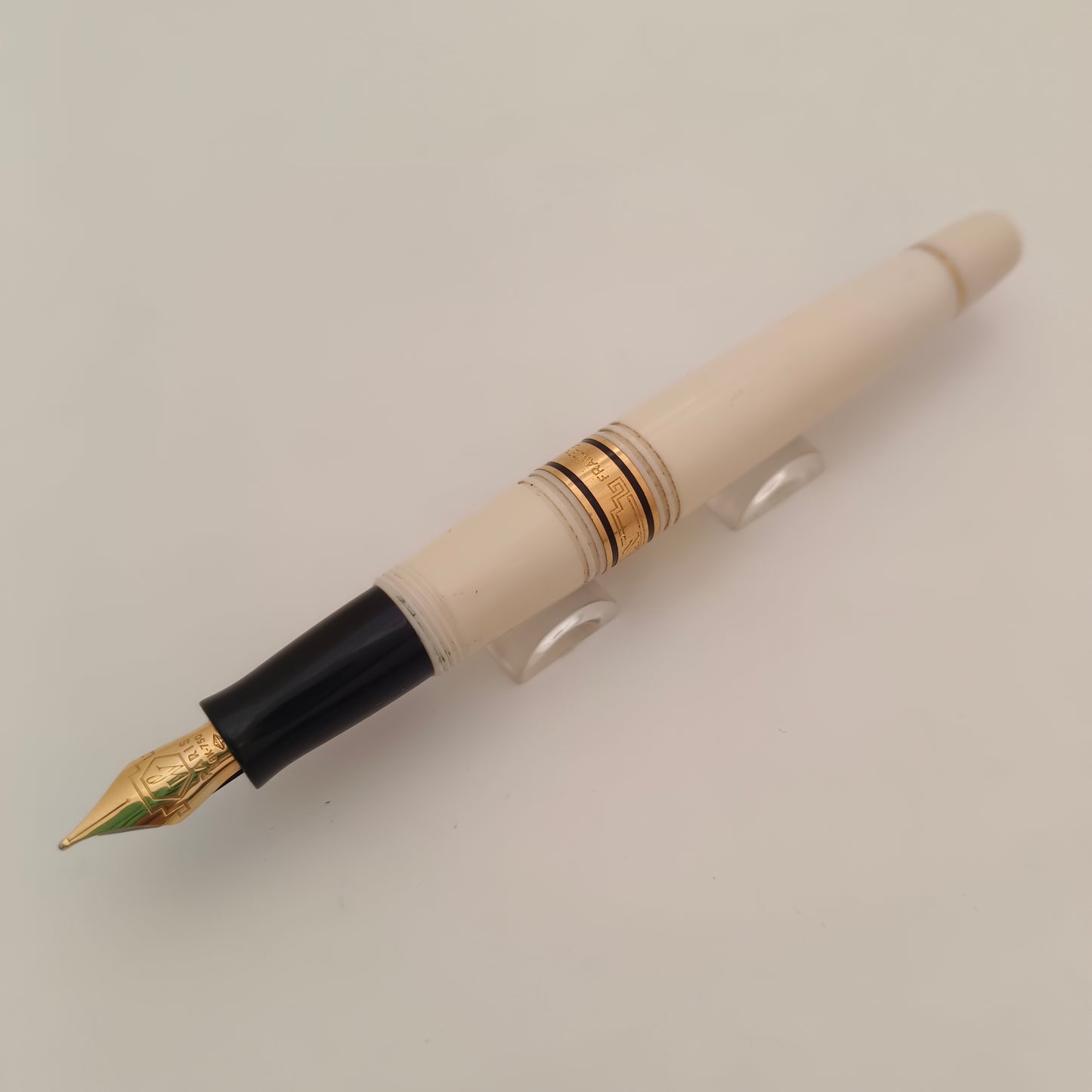 Waterman Charleston Ivory Art Deco Gold Fountain Pen - France