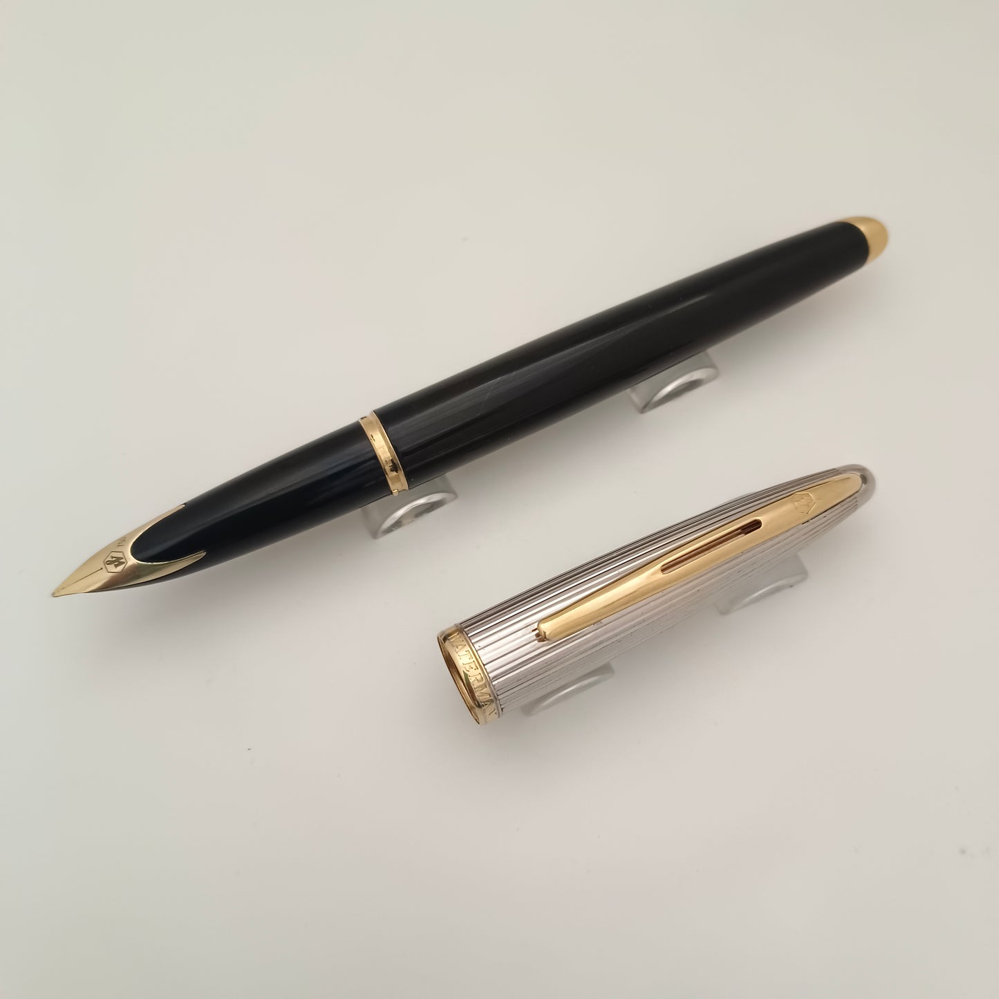 Waterman Carene Deluxe Black Fountain Pen 18kt Medium Nib Made In France