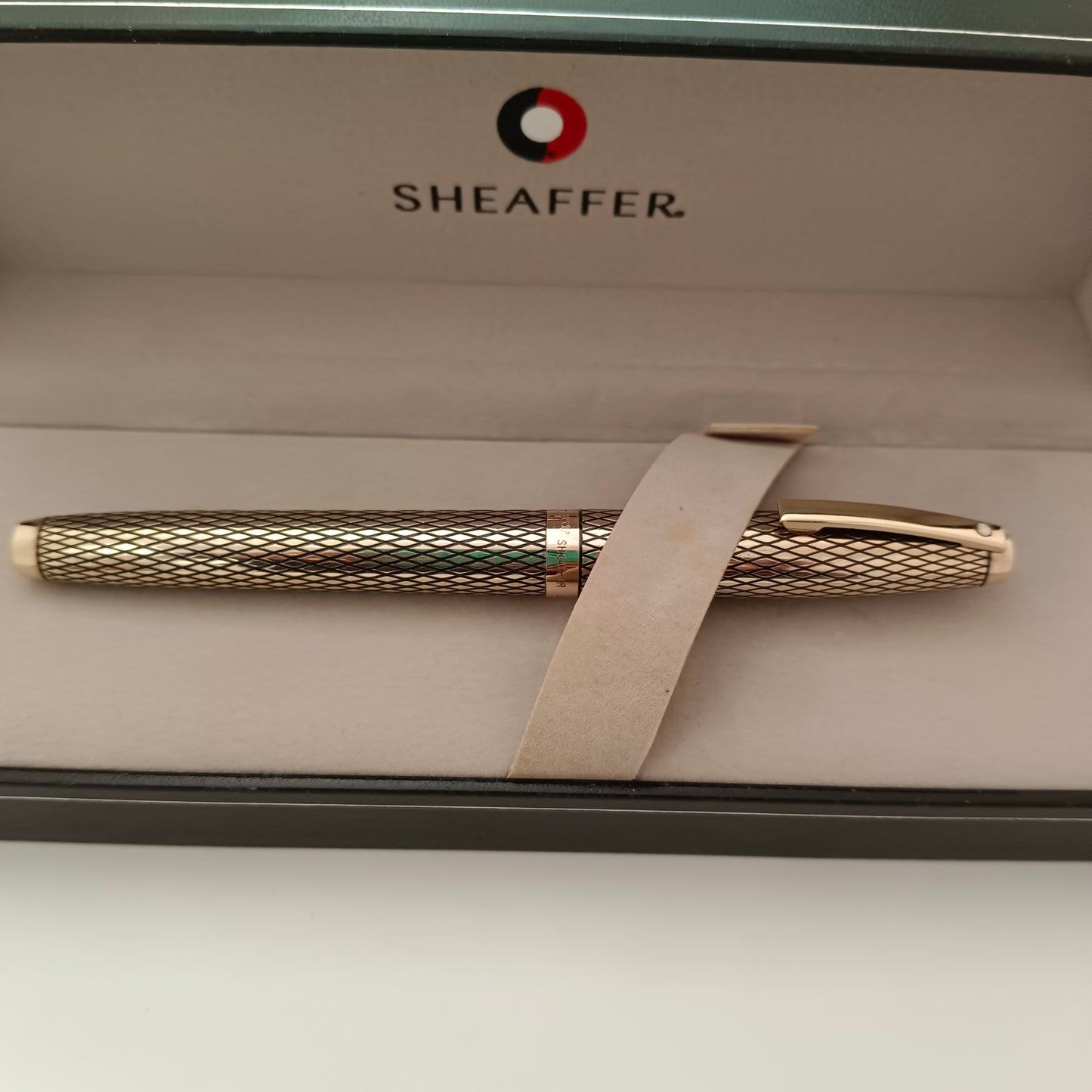 Sheaffer Imperial Sovereign Fountain Pen - GF Diamond Design