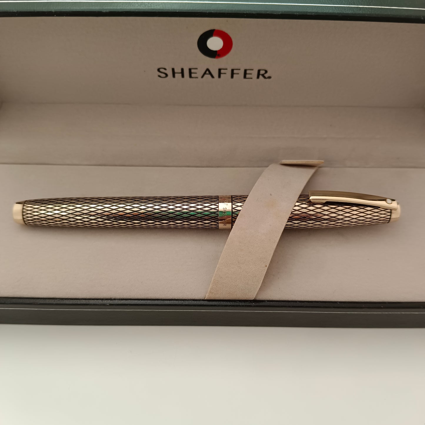 Sheaffer Imperial Sovereign Fountain Pen - GF Diamond Design