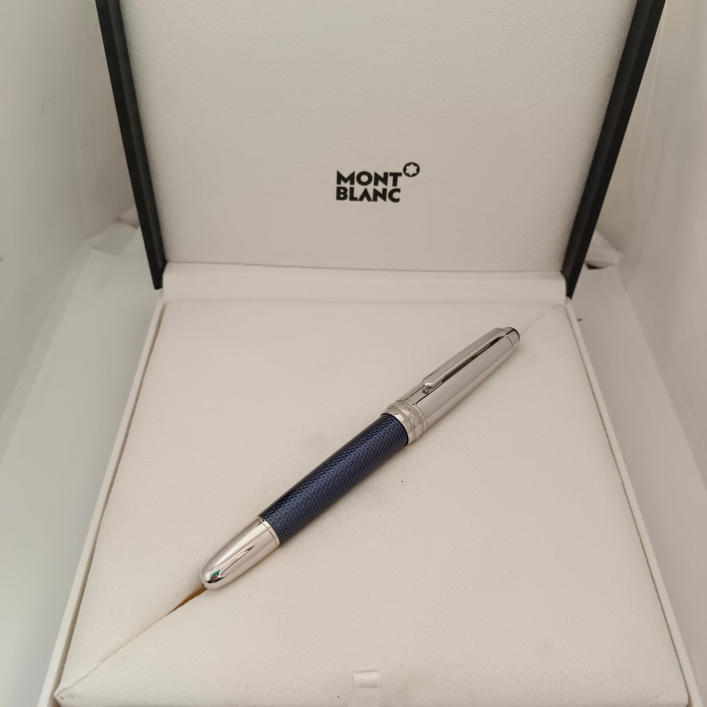 Montblanc Meisterstuck Solitaire Blue Hour Classique Fountain Pen