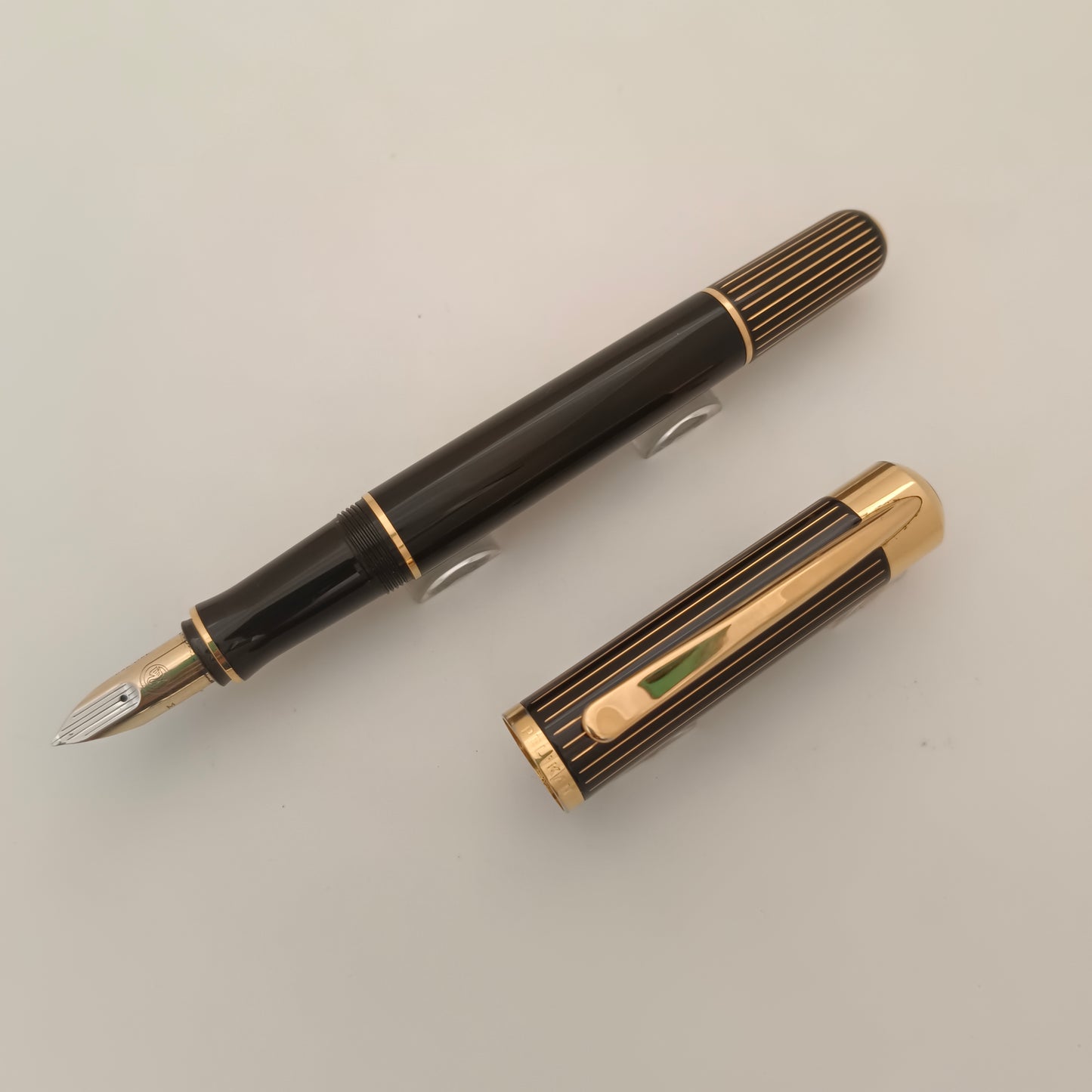 Pelikan P3110 Ductus Fountain Pen Black w Gold Accents