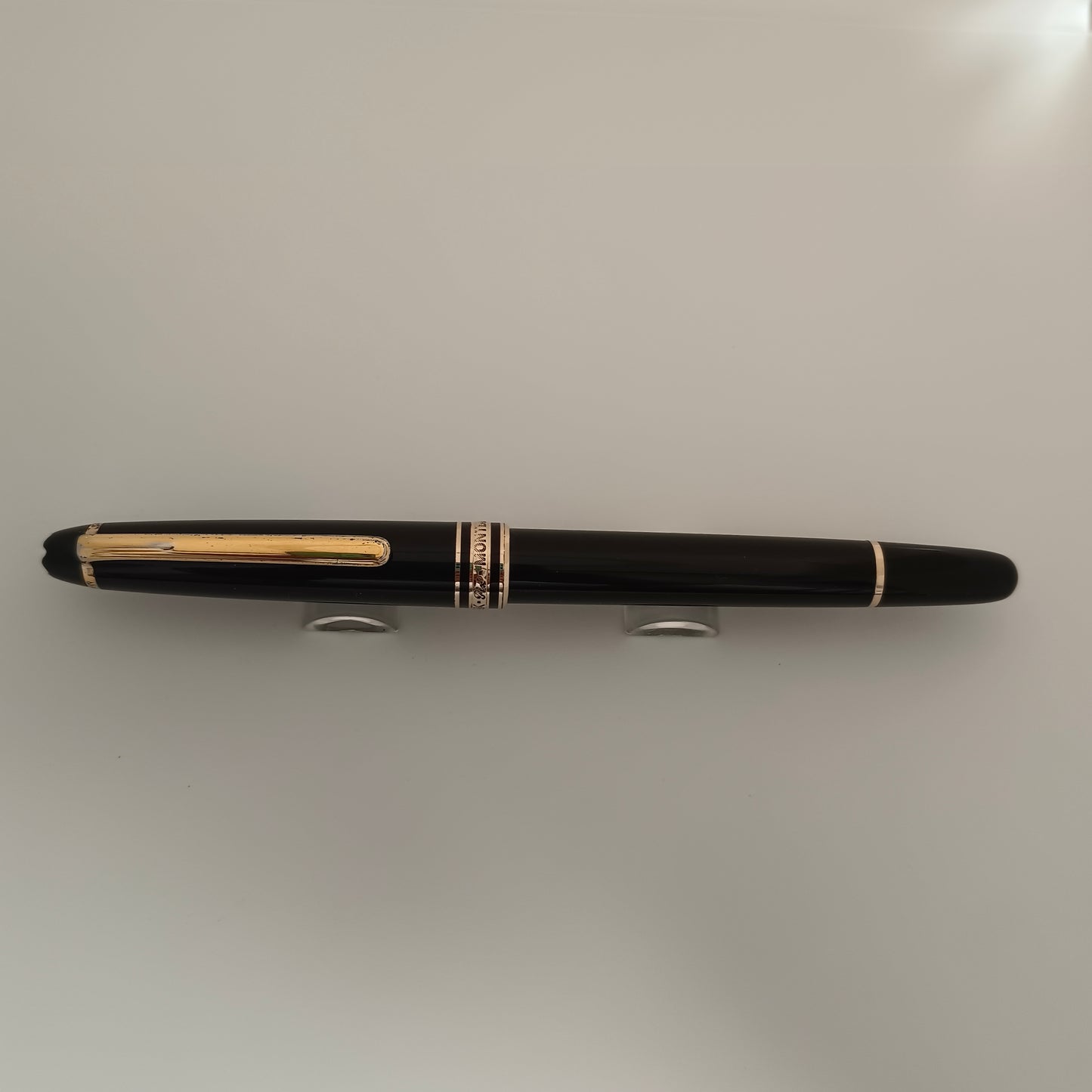 Montblanc Meisterstuck Classique Fountain Pen - Black with gold trim