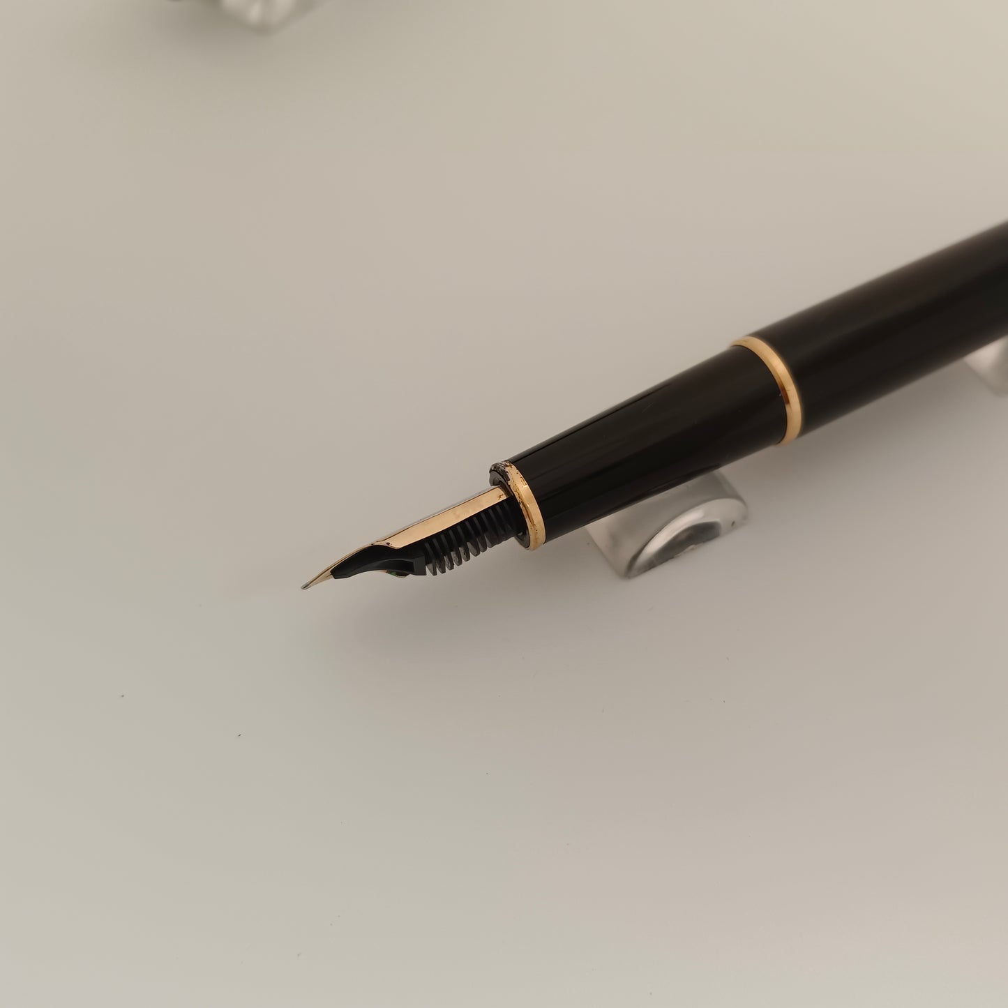 Montblanc Meisterstuck Classique Fountain Pen - Black with gold trim