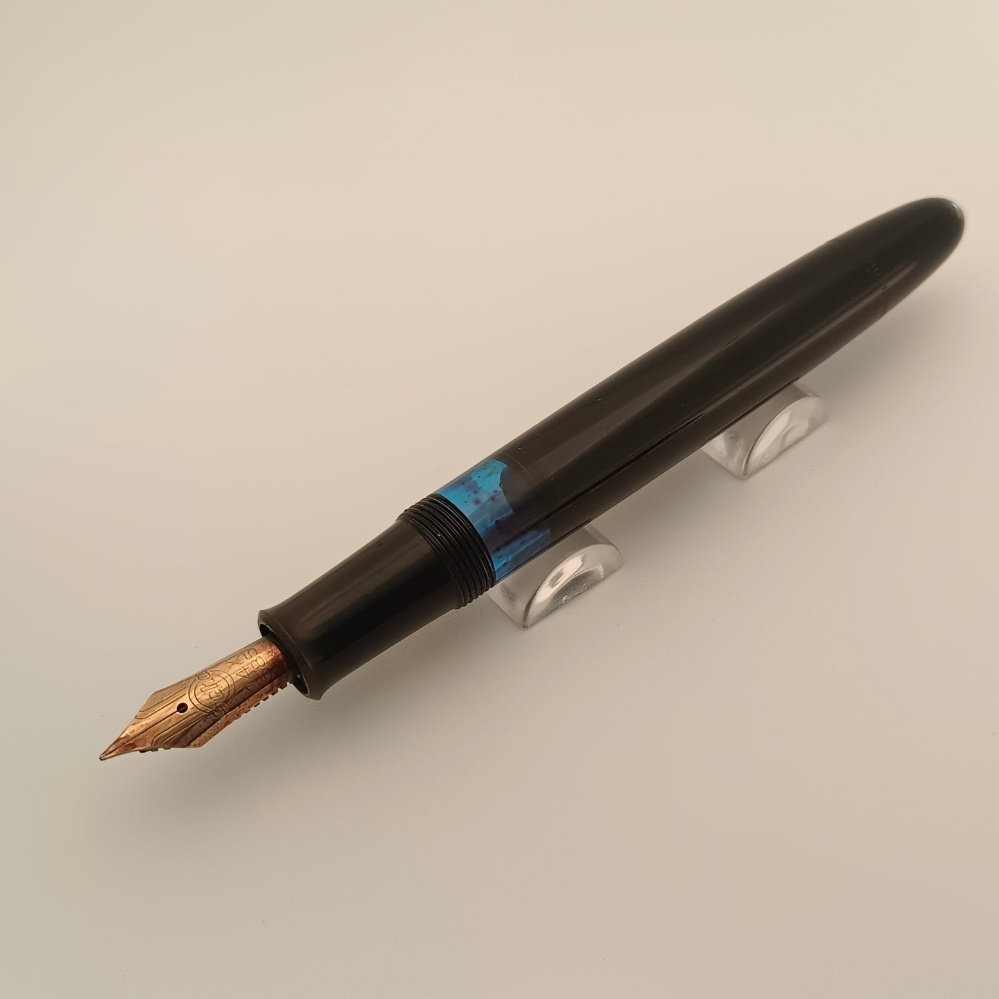 GEHA SCHULFULLER BLACK PISTON GOLD TRIM FOUNTAIN PEN