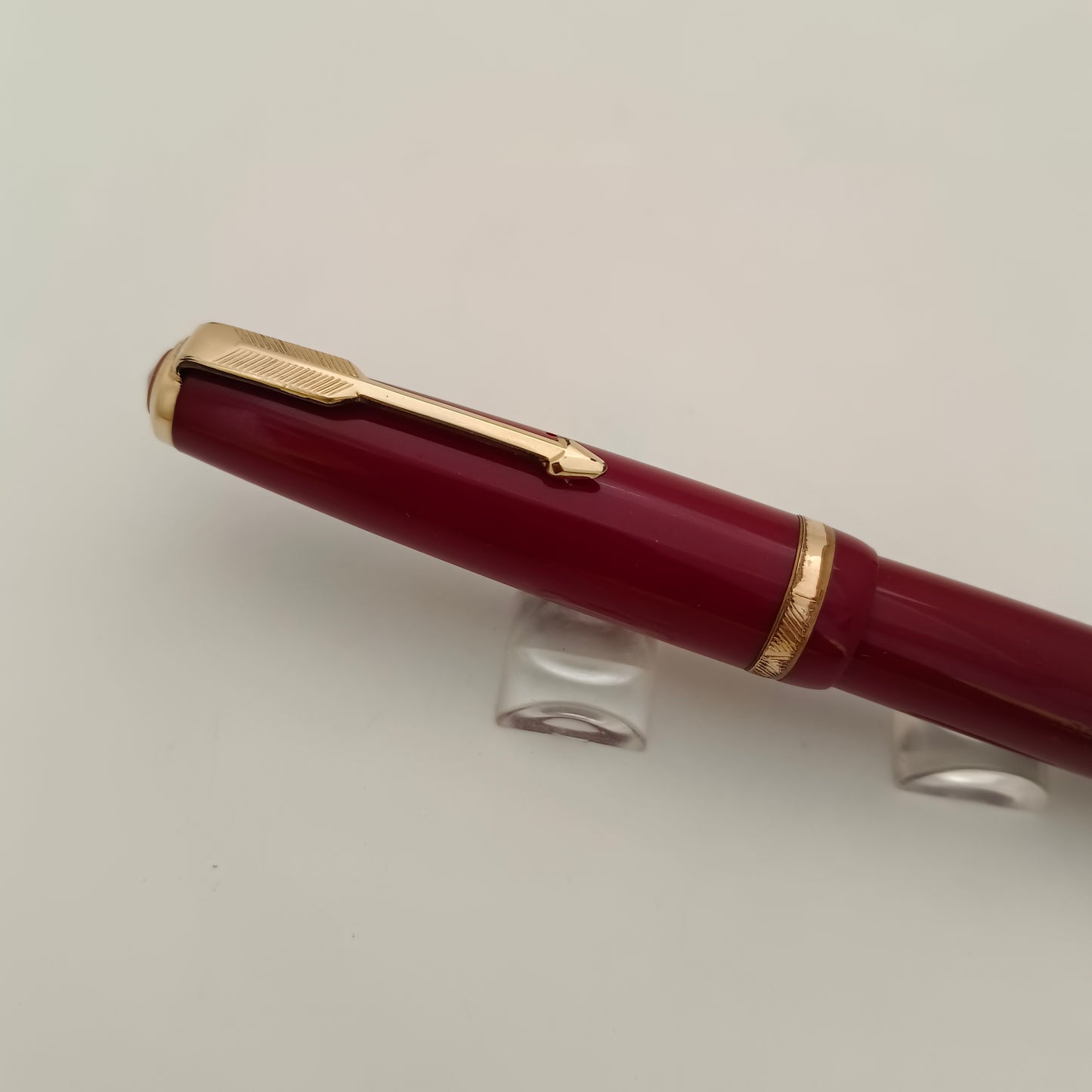 Vintage Parker Duofold Burgundy Fountain Pen 14kt Gold Nib