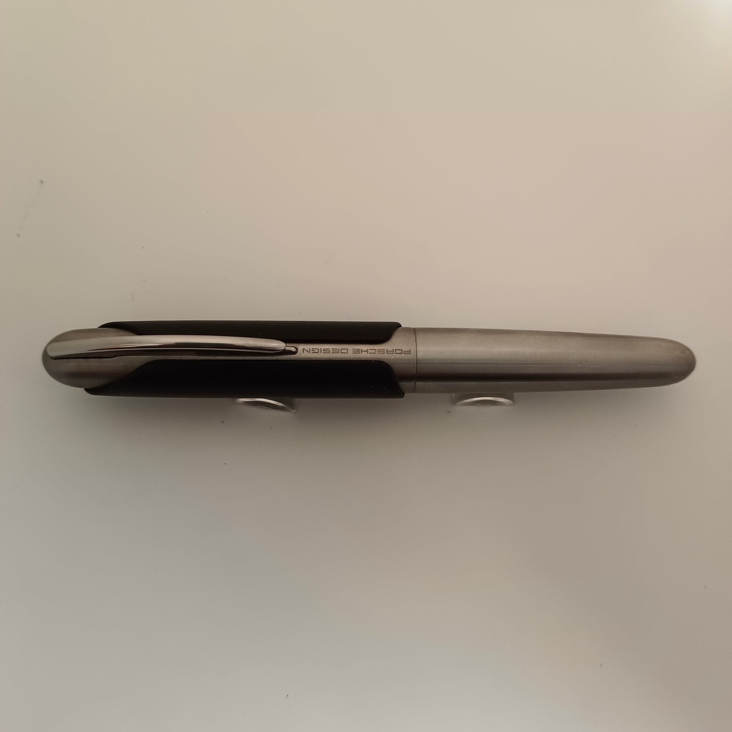 PORSCHE DESIGN P3150 LEATHER BLACK WITH STAINLESS STEEL FOUNTAIN PEN