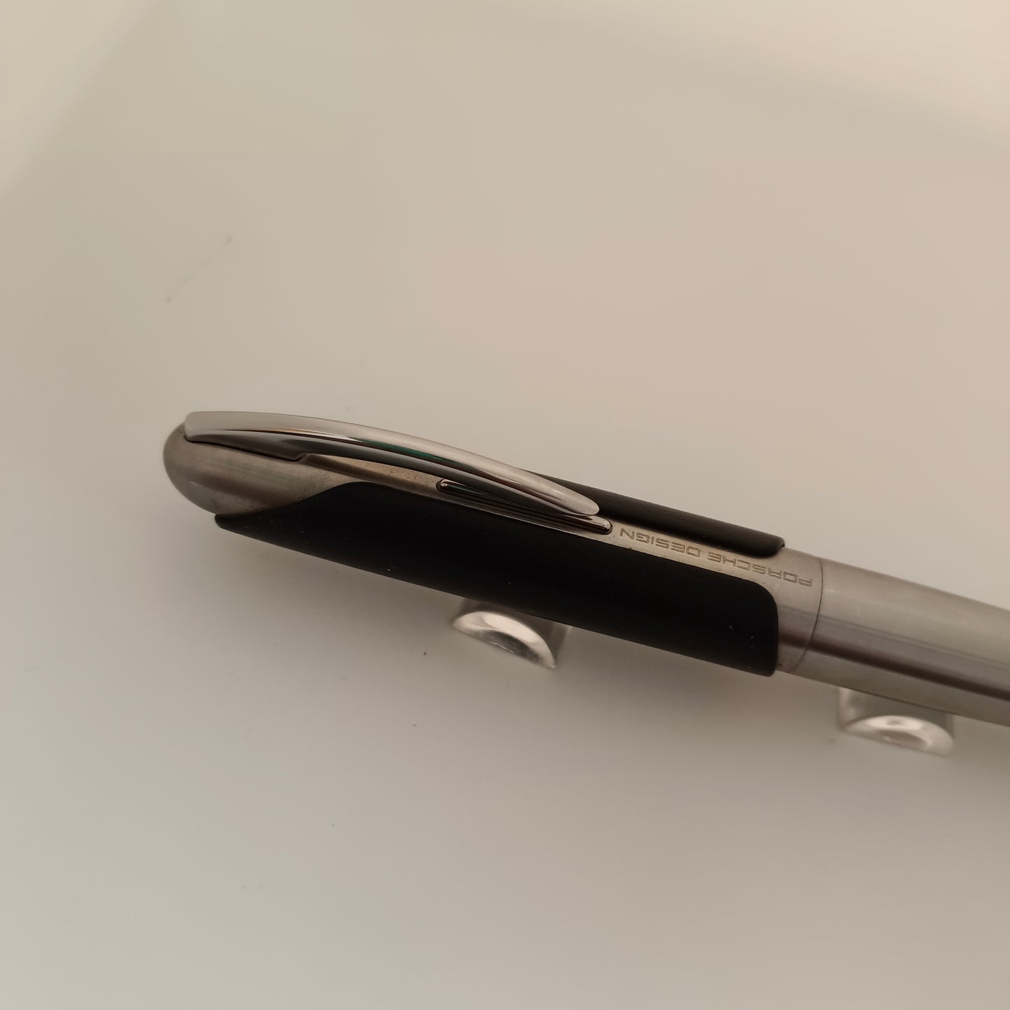 PORSCHE DESIGN P3150 LEATHER BLACK WITH STAINLESS STEEL FOUNTAIN PEN