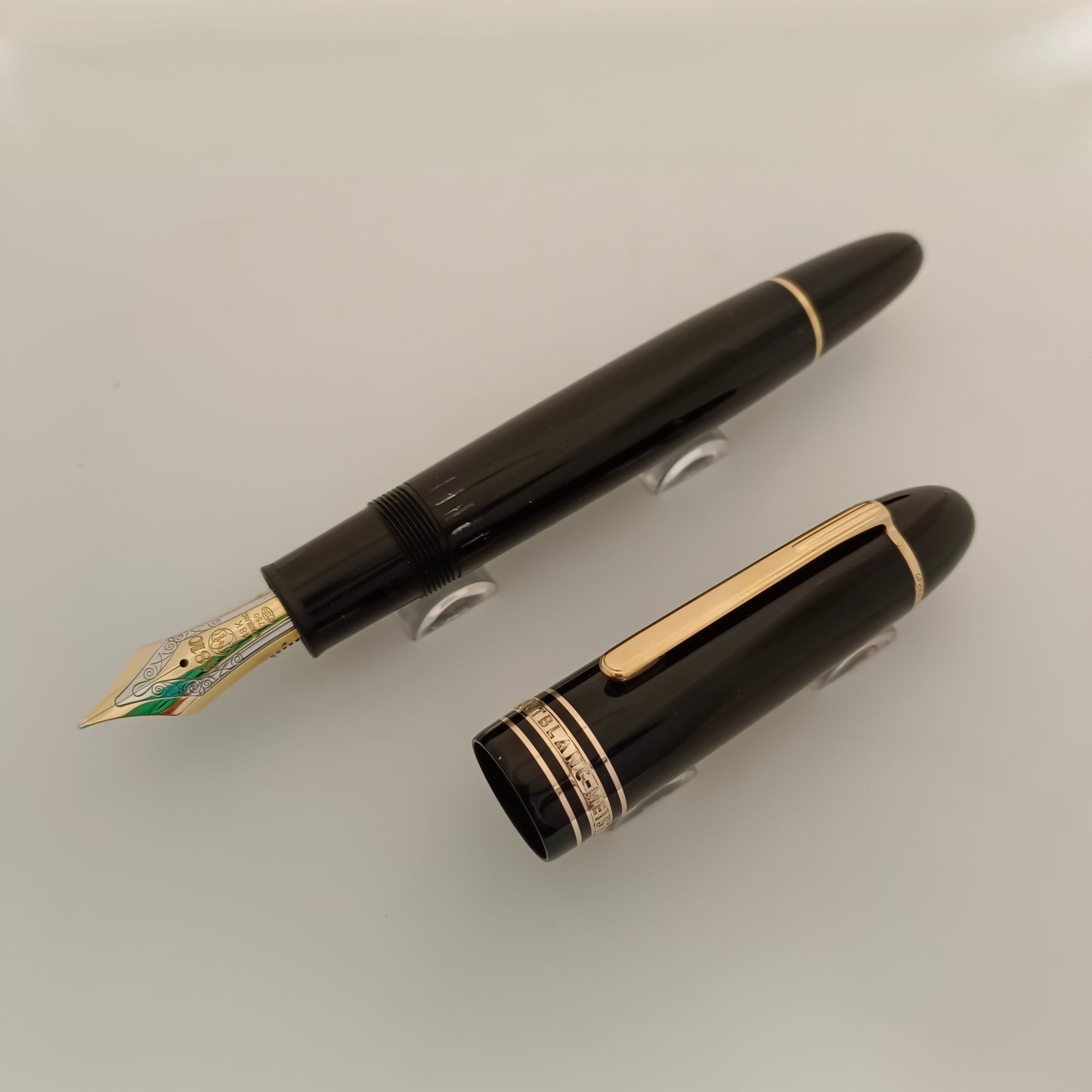 Montblanc Meisterstuck 149 Piston Filler Black Fountain Pen