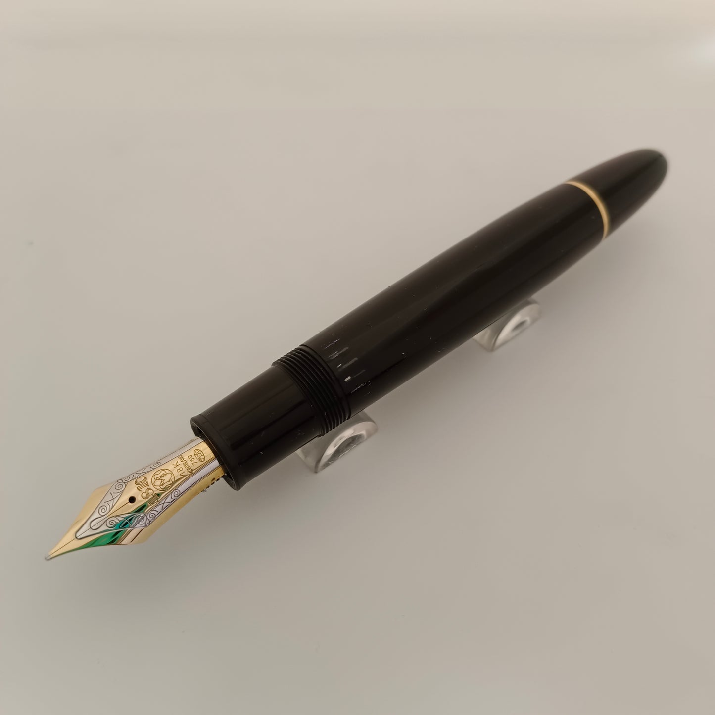 Montblanc Meisterstuck 149 Piston Filler Black Fountain Pen