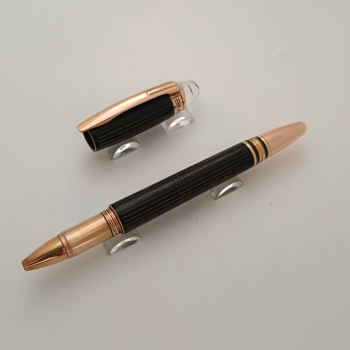 Mont Blanc Starwalker Rose Gold Metal rollerball Pen