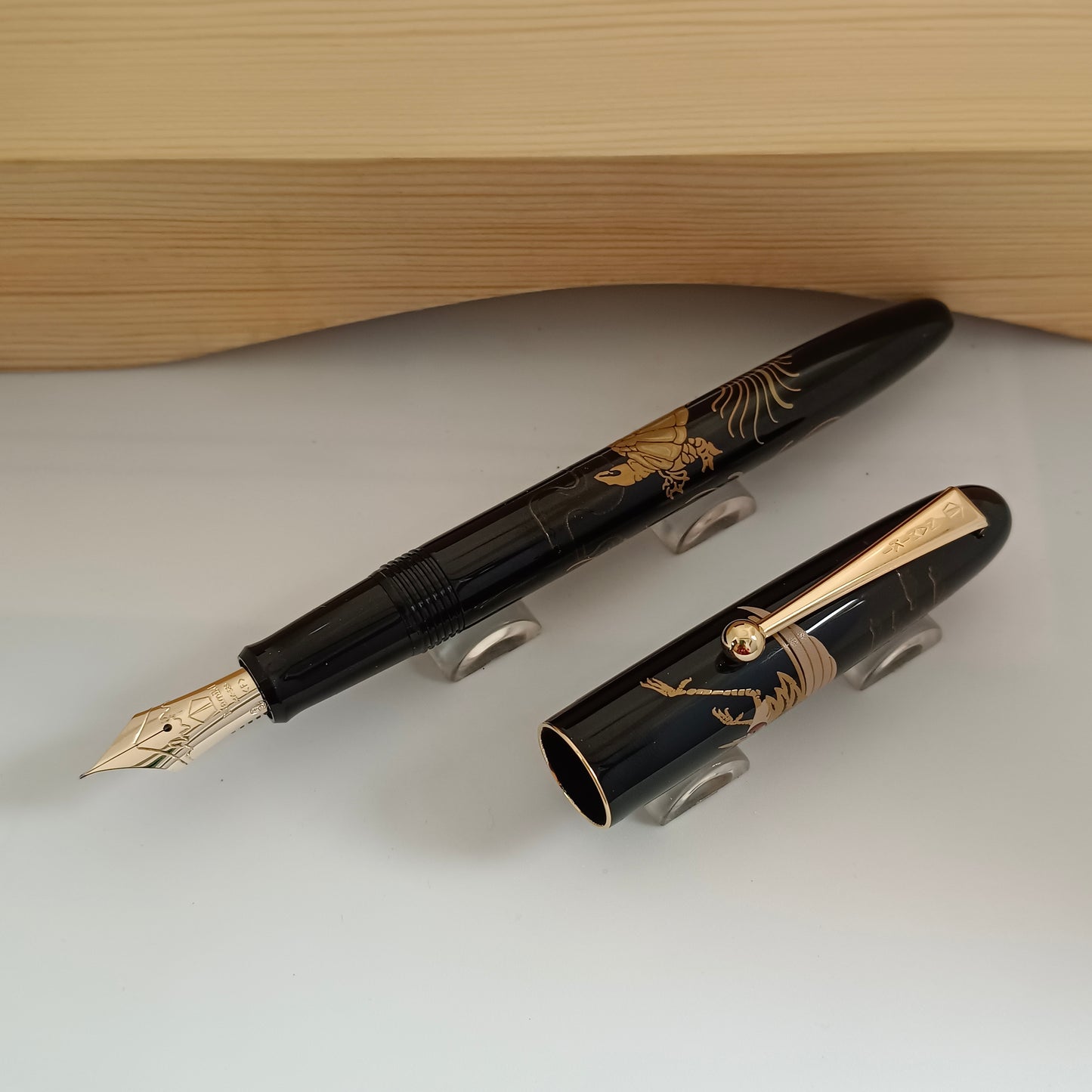 Namiki Nippon Art Maki-e Fountain Pen - Crane/Turtle