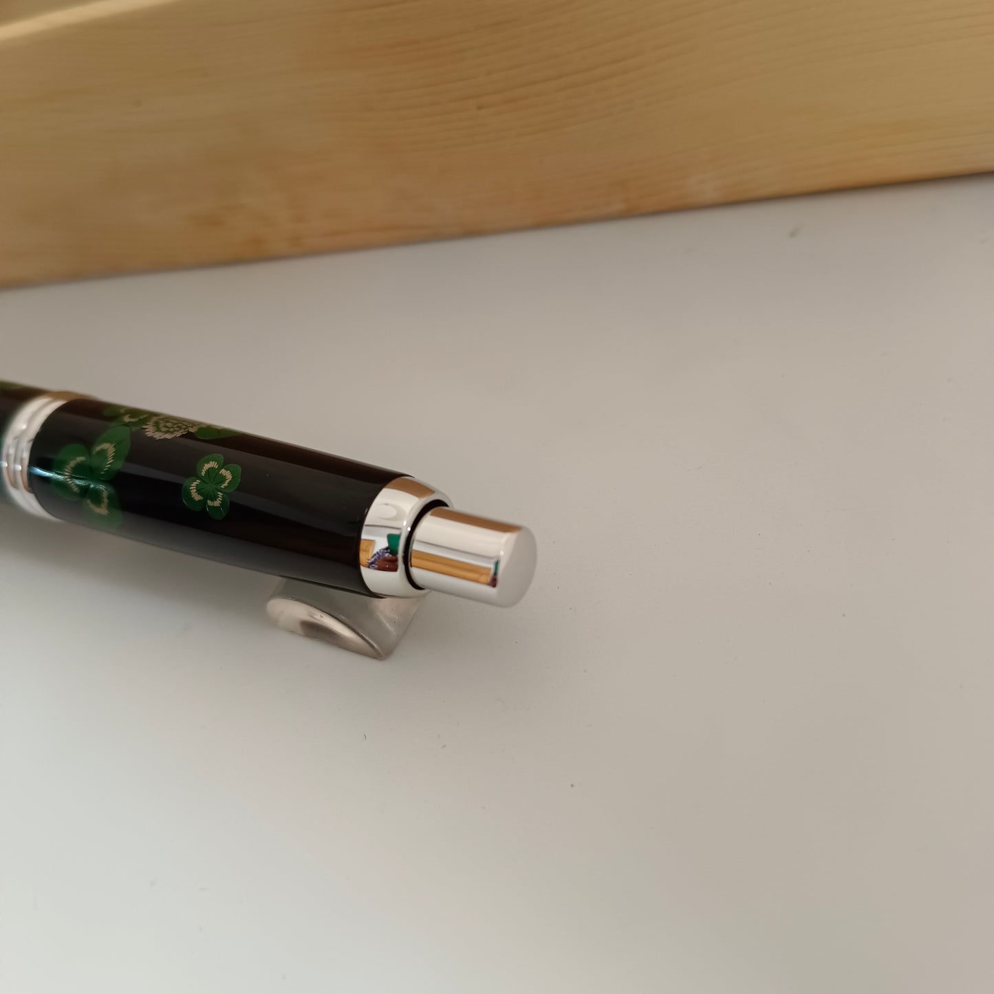 Namiki(Pilot) Capless Raden White Clover Fountain Pen
