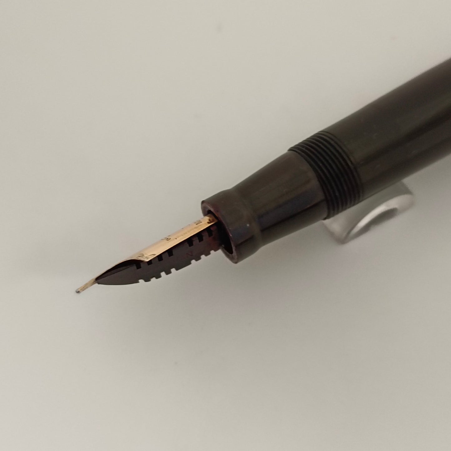Vintage Swan Mabie Todd leverless 1060 Black Fountain Pen