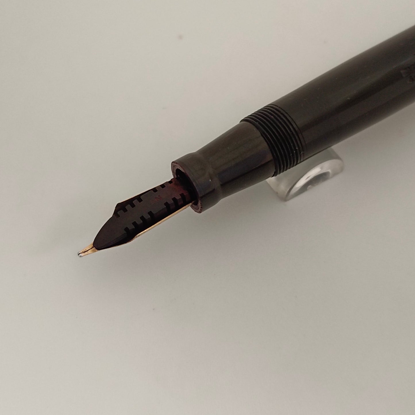 Vintage Swan Mabie Todd leverless 1060 Black Fountain Pen