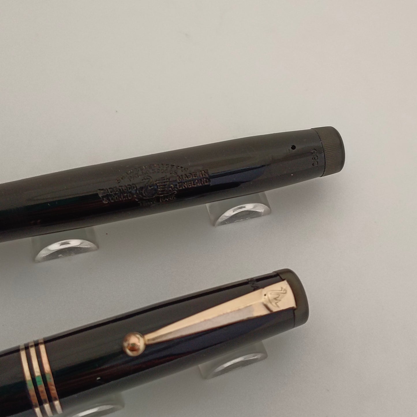 Vintage Swan Mabie Todd leverless 1060 Black Fountain Pen