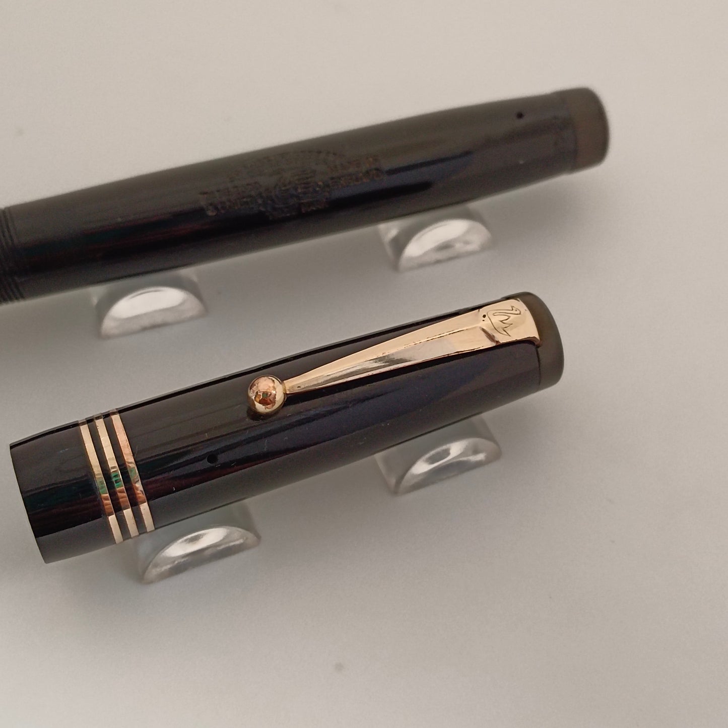 Vintage Swan Mabie Todd leverless 1060 Black Fountain Pen