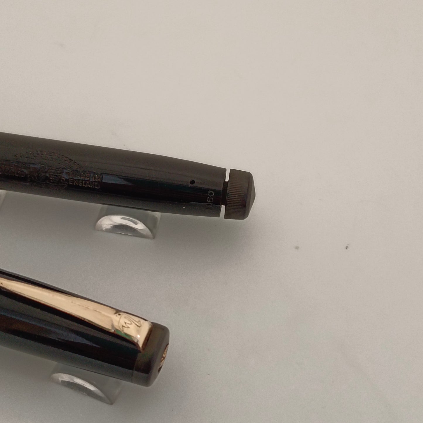 Vintage Swan Mabie Todd leverless 1060 Black Fountain Pen