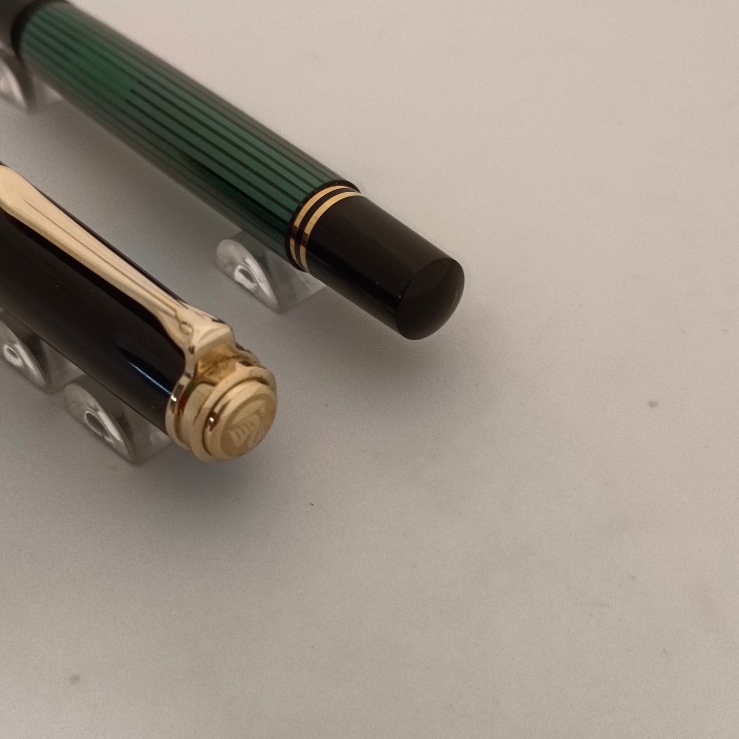 Pelikan Souveran M600 Black/Green Fountain Pen