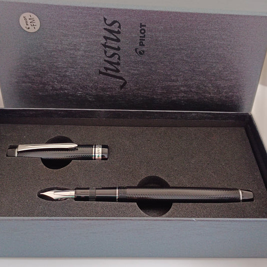 Vintage Pilot Justus 95 Black Fountain Pen with 14kt Gold nib
