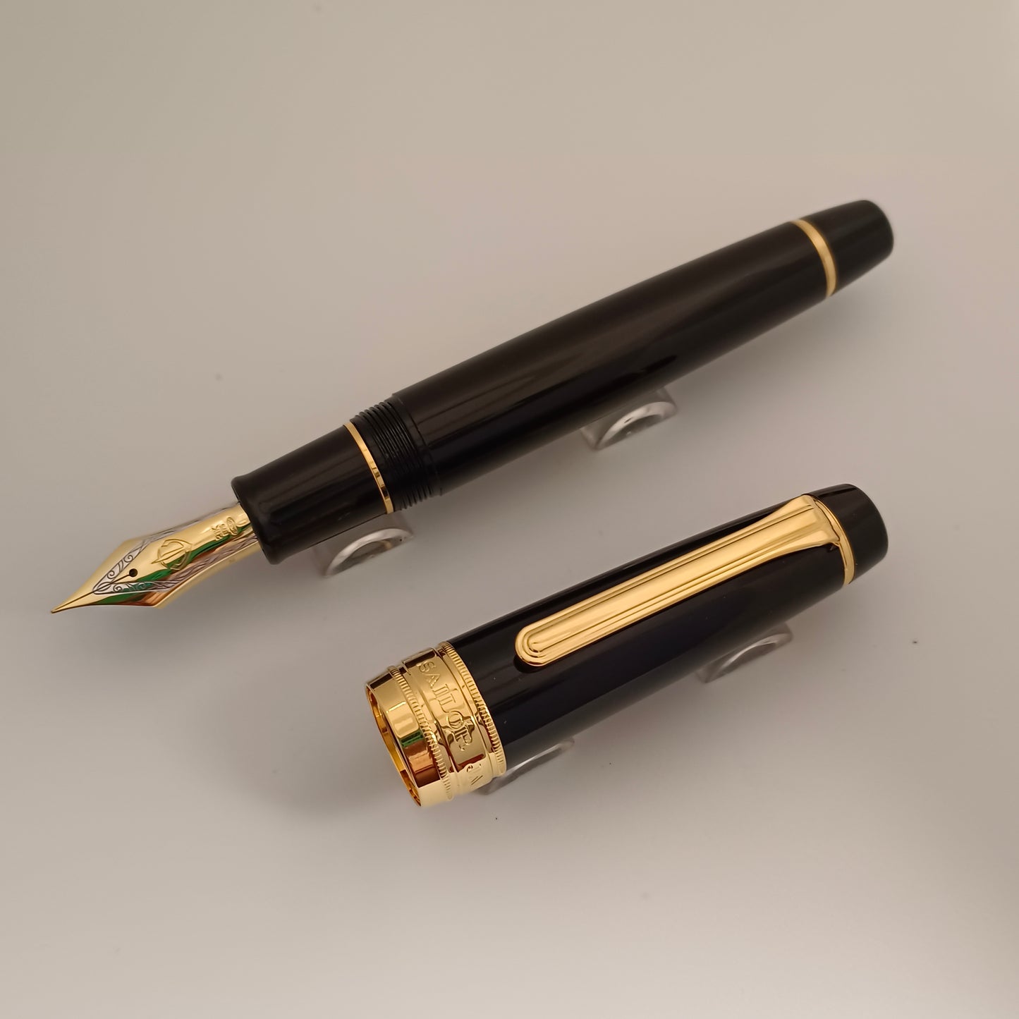 Sailor Professional Gear King of Pen (KOP) Black/Gold Fountain Pen