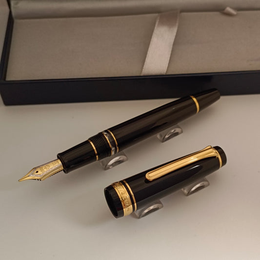 Sailor Professional Gear Realo Black Fountain Pen