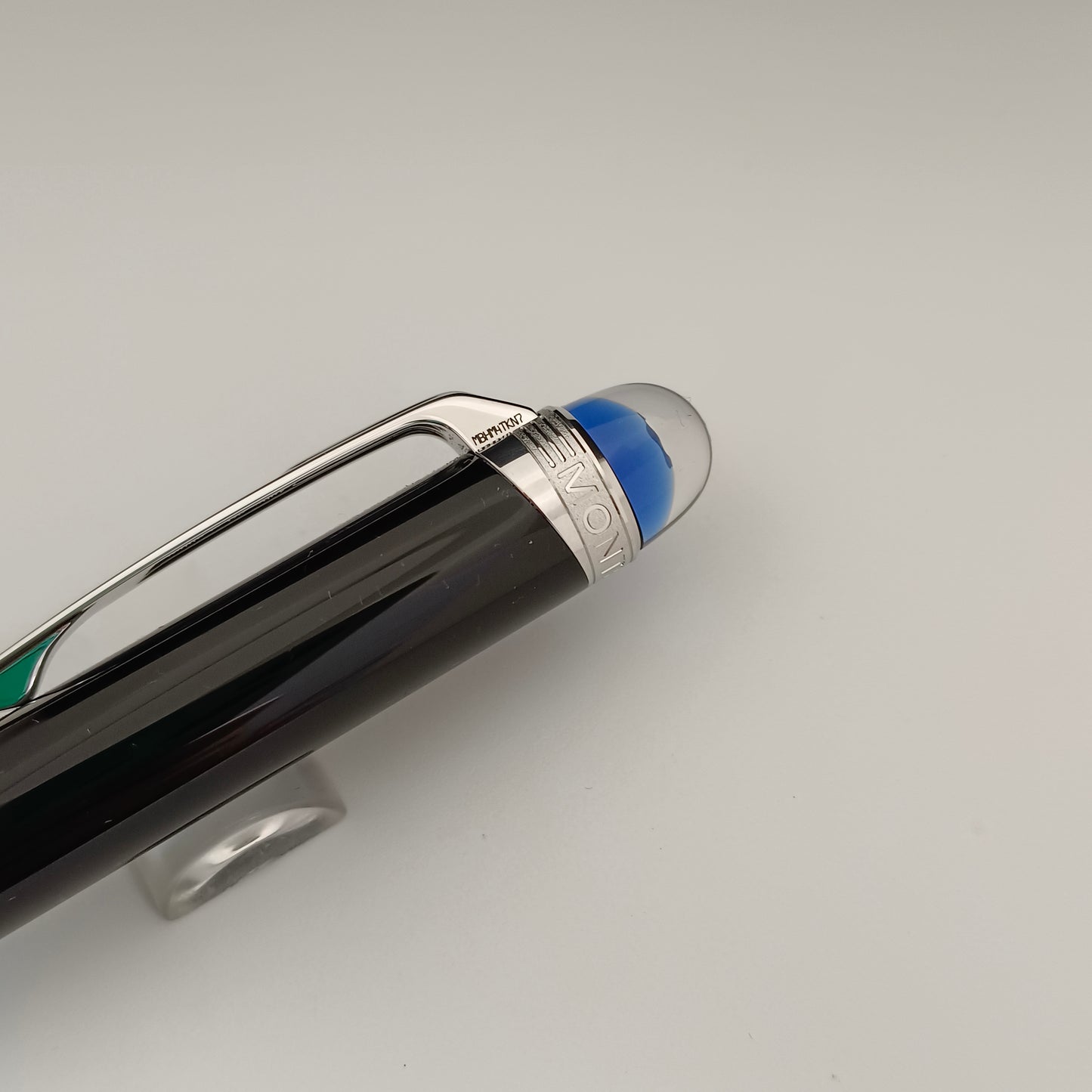 Montblanc Starwalker Doue Black Ballpoint Pen with Platinum Trim