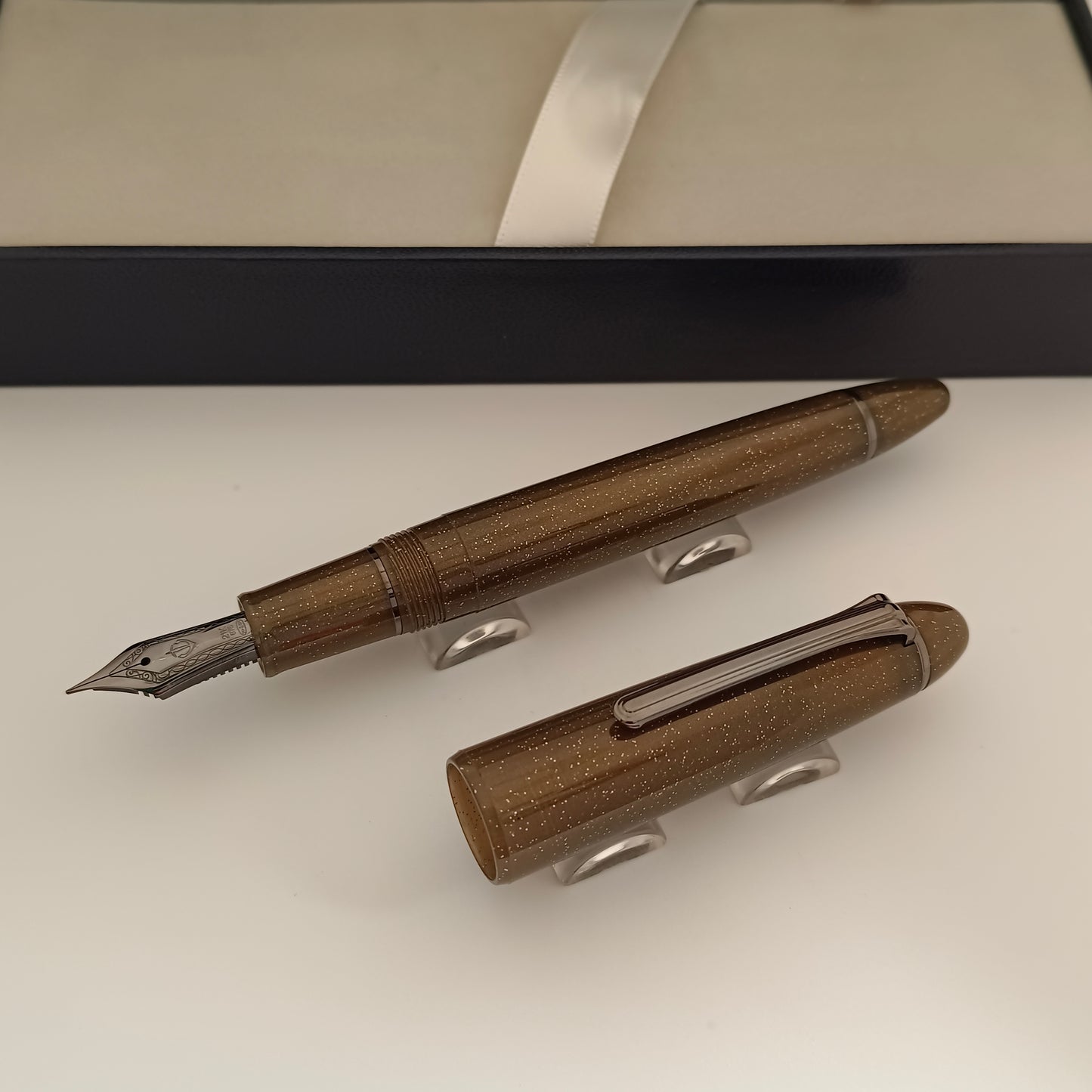 Sailor Ringless Galaxy 1911L Andromeda RT Fountain Pen