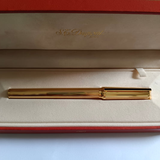 S.T. Dupont Montparnasse fountain pen gold plated guilloche 18kt gold nib