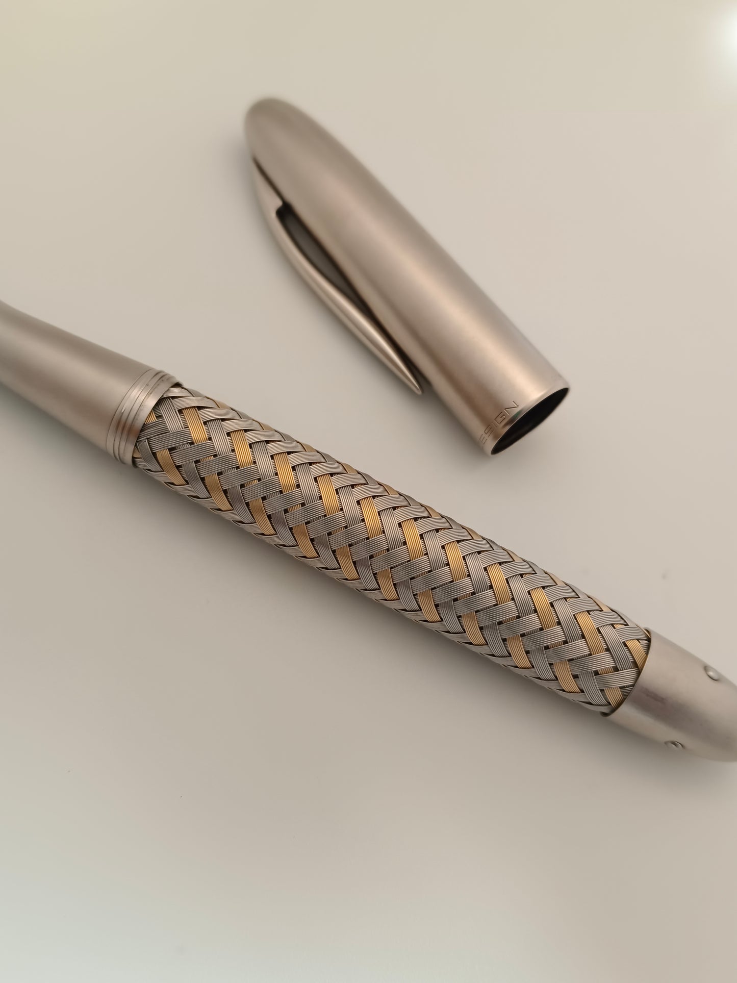 Porsche Design P3110 Steel / GoldTecflex Fountain Pen