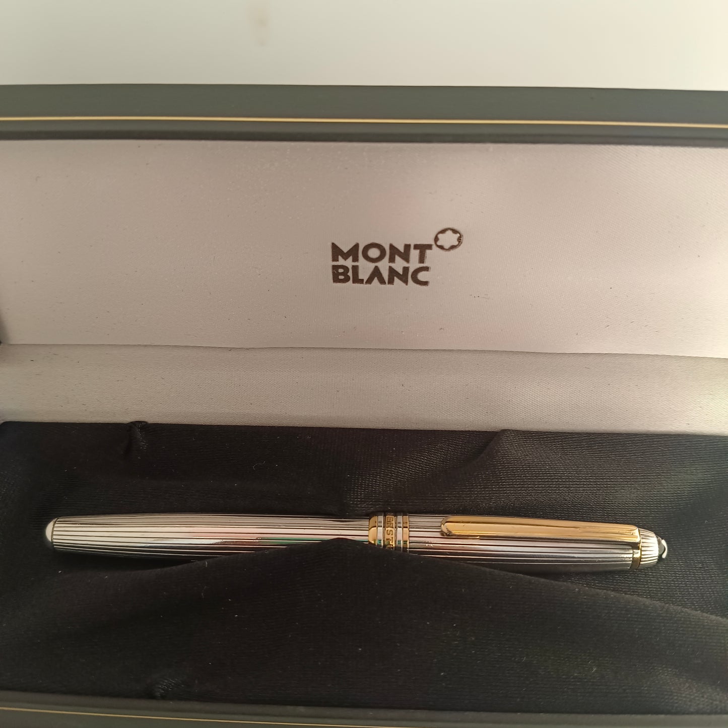 Montblanc Meisterstuck Sterling Silver Solitaire Fountain Pen