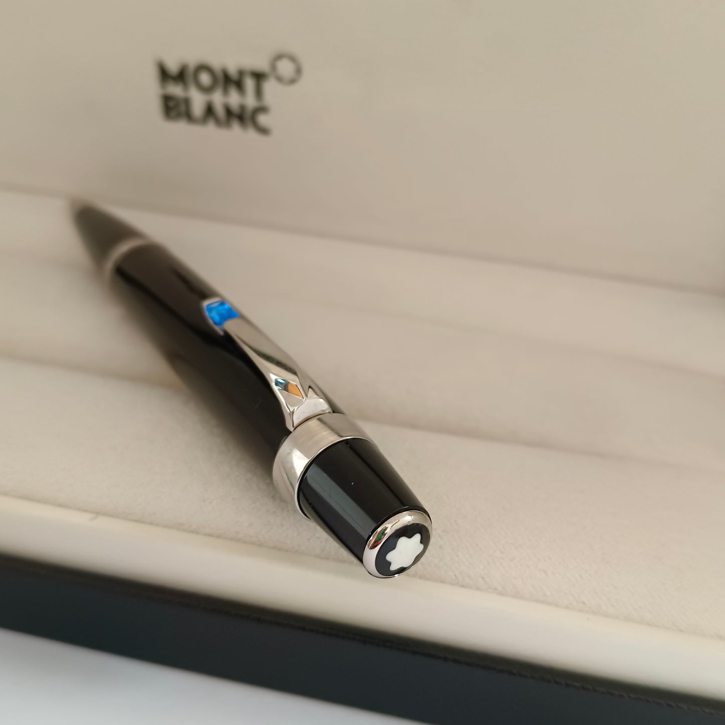 MontBlanc Boheme Ballpoint Pen, Black with Blue stone