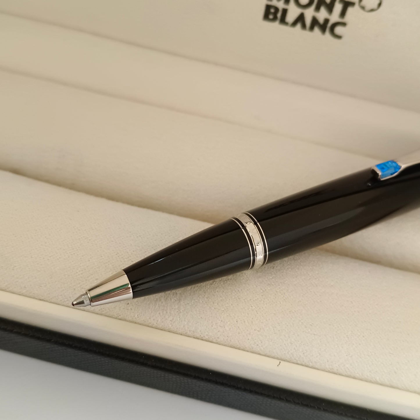 MontBlanc Boheme Ballpoint Pen, Black with Blue stone